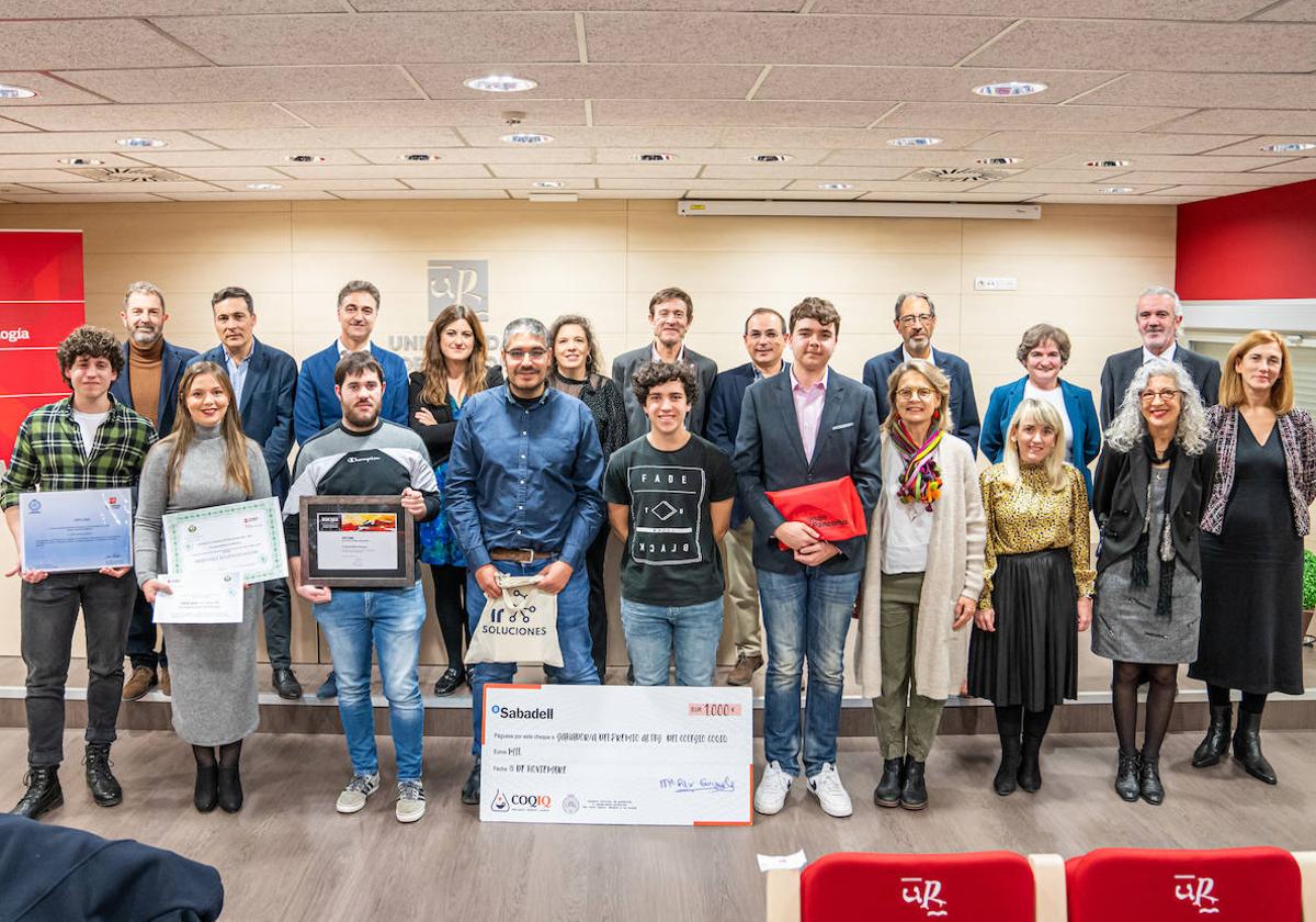 Entregados los premios trabajo fin de grado de la Facultad de Ciencia y Tecnología de la Universidad de La Rioja