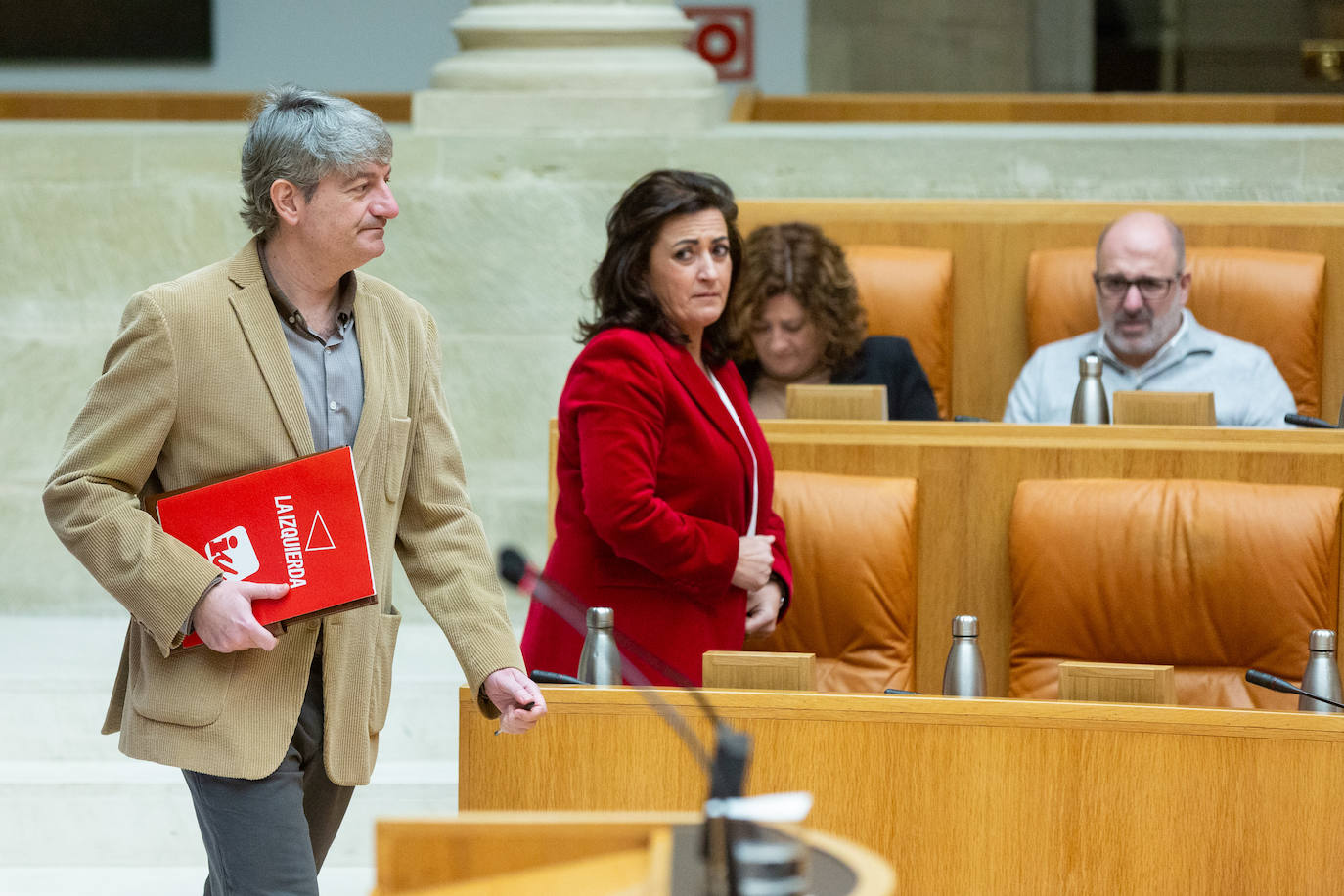 Las imágenes del Pleno del Parlamento de La Rioja