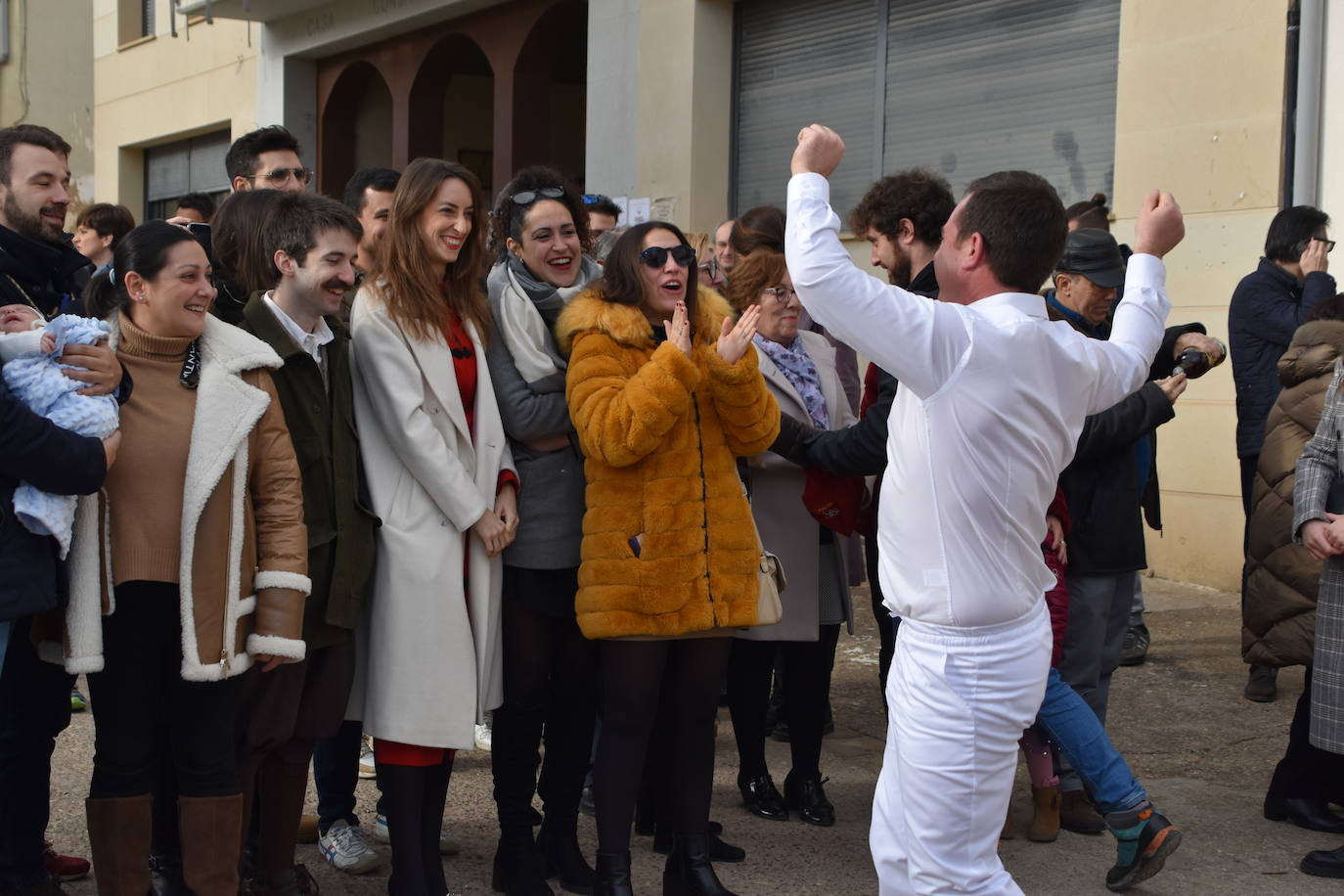 Fotos: Baile de &#039;los brindis&#039; en Grávalos