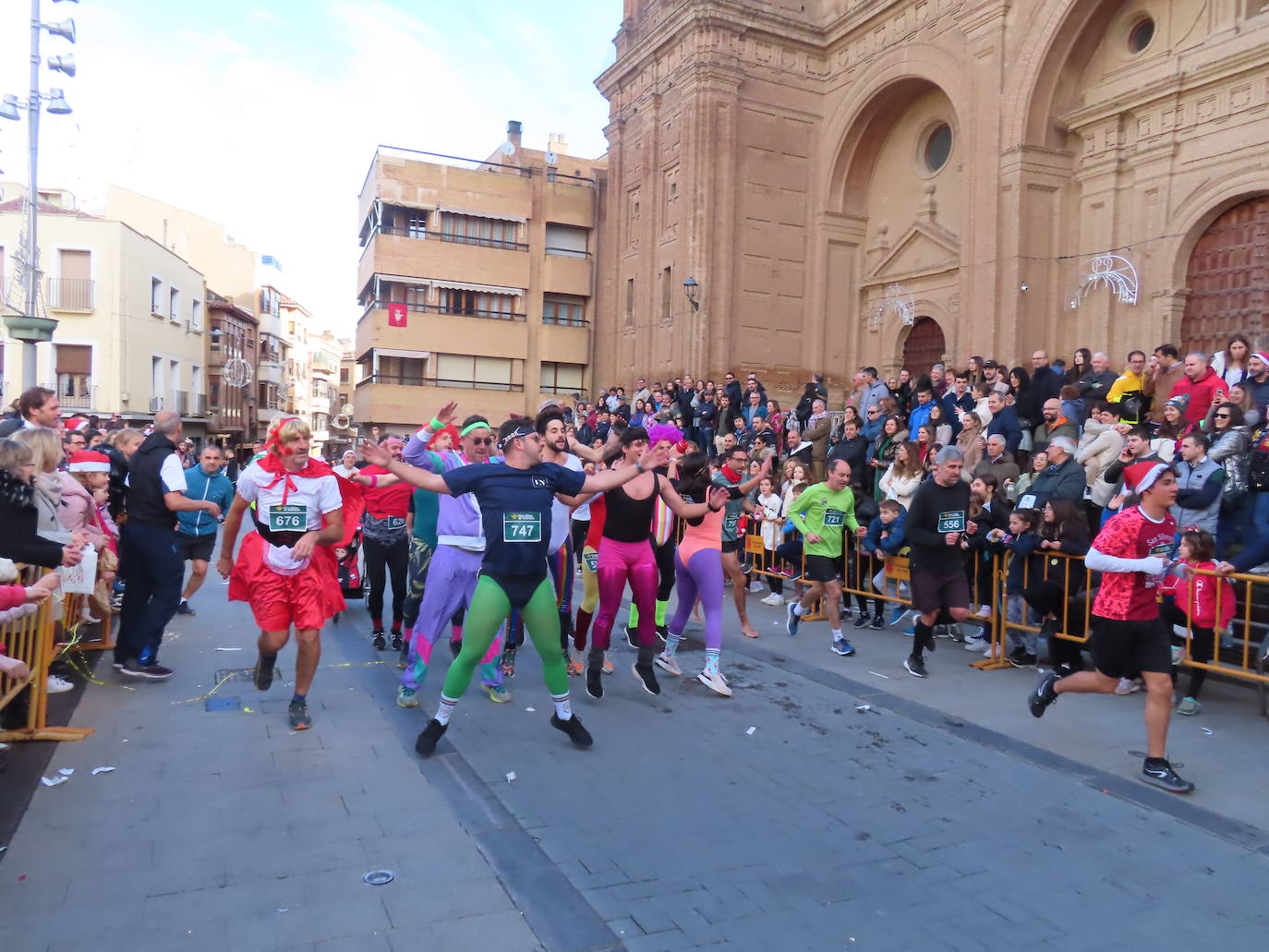 Fotos: Todas las fotos de la San Silvestre alfareña