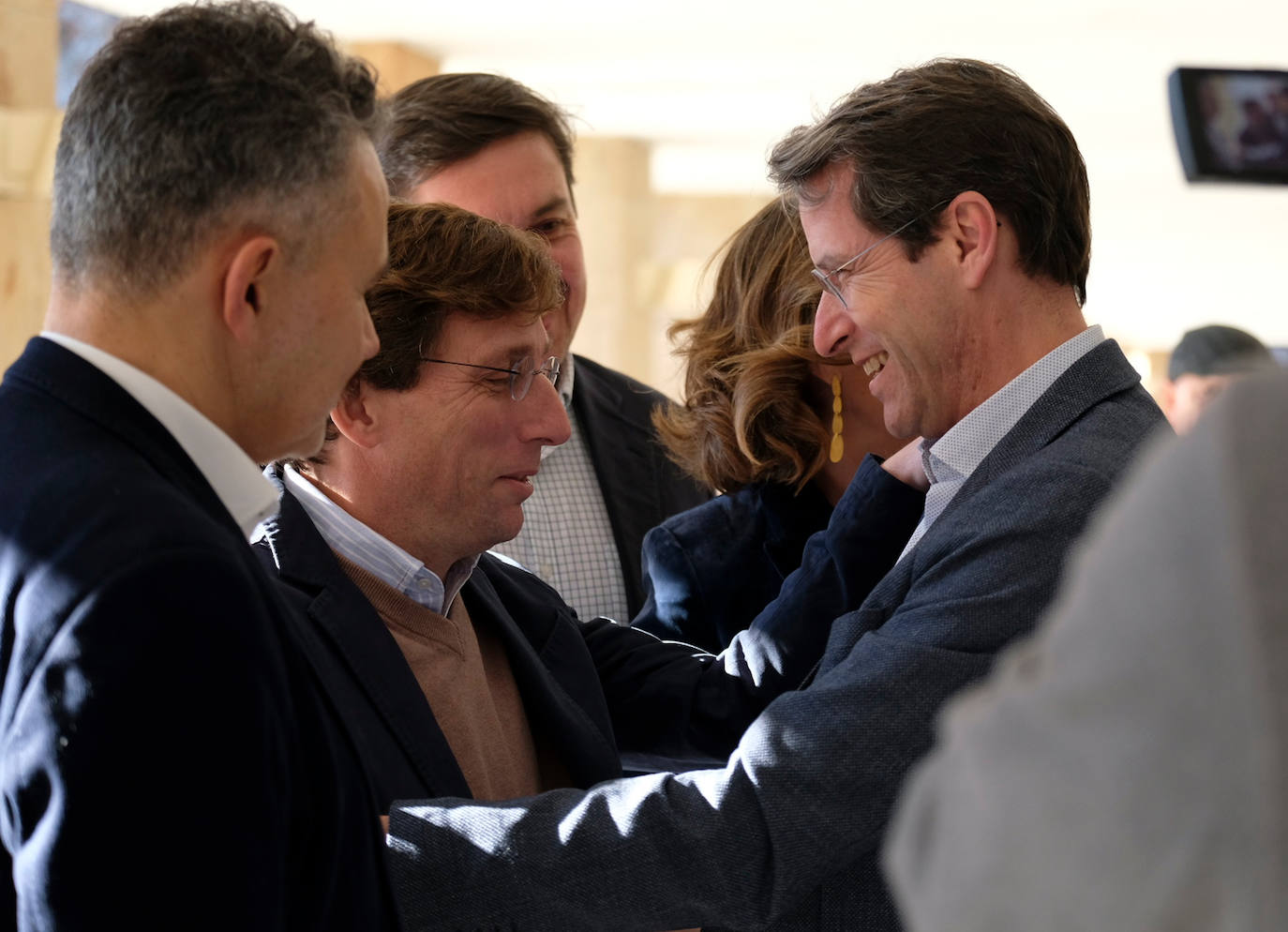 Fotos: Almeida y Gamarra acompañan a Conrado Escobar en su presentación como candidato a la Alcaldía de Logroño