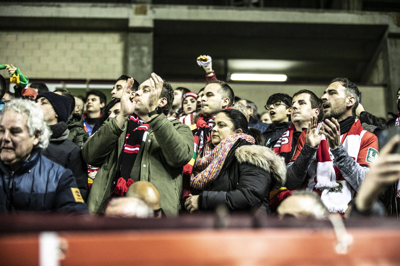 Fotos: El partido de Copa en Las Gaunas se vivió con emoción