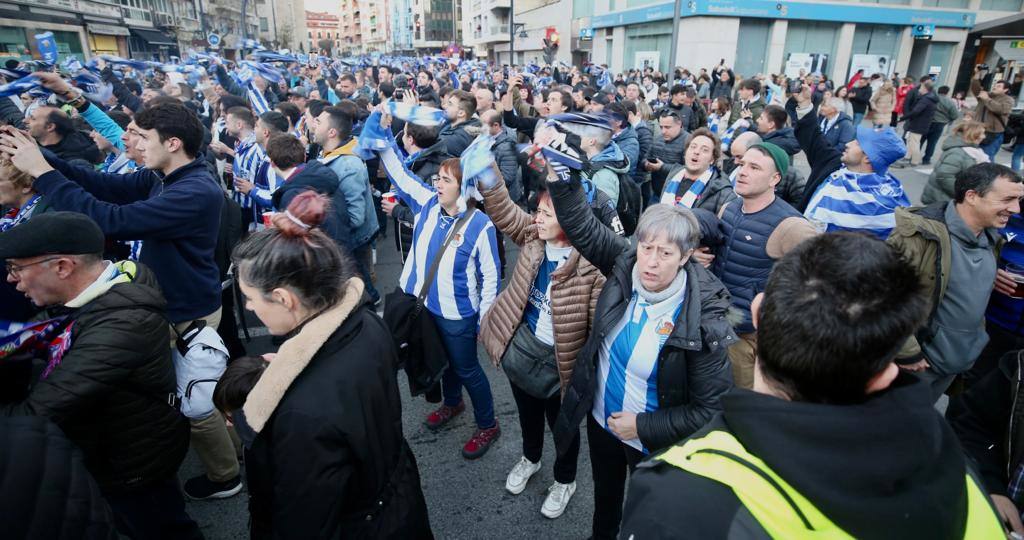 Fotos: El recorrido de los donostiarras del Espolón a República Argentina