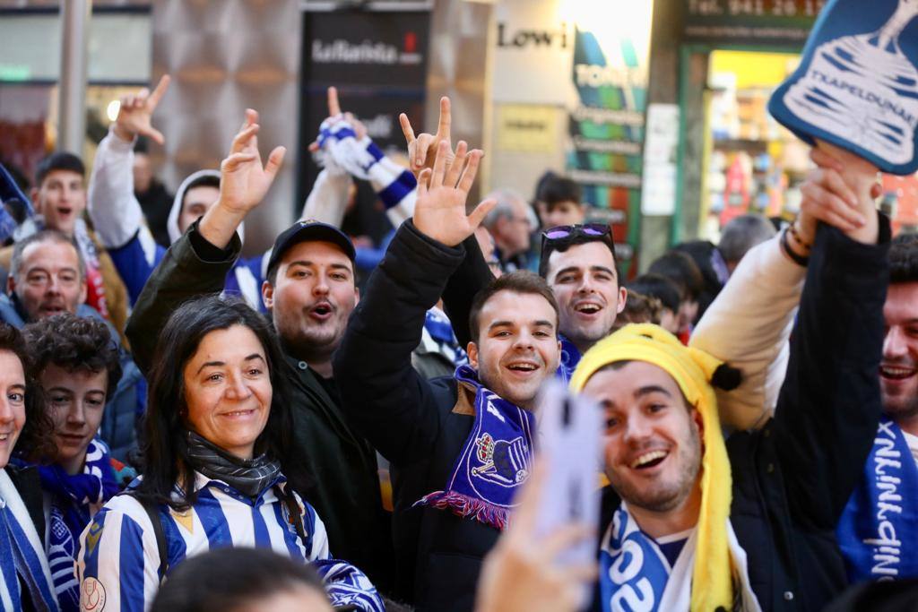 Fotos: El recorrido de los donostiarras del Espolón a República Argentina