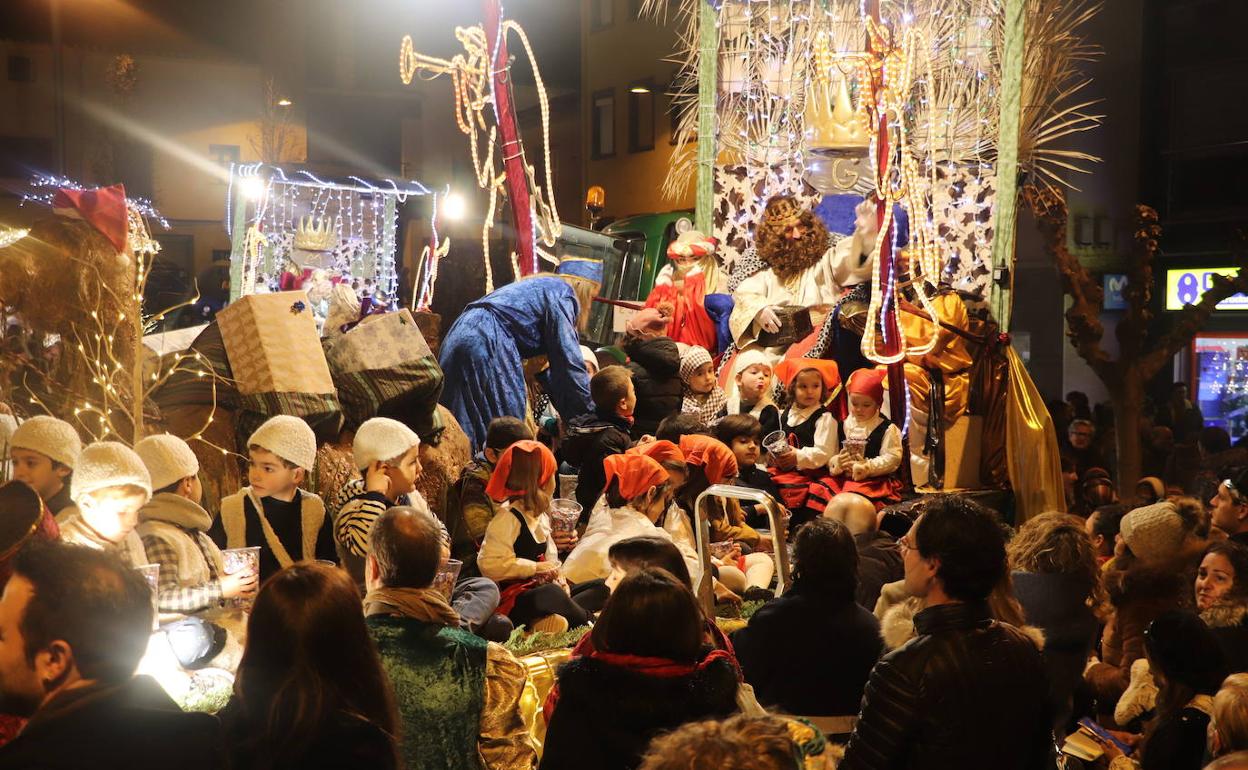 Un instante de la Cabalgata de Reyes en Alfaro.