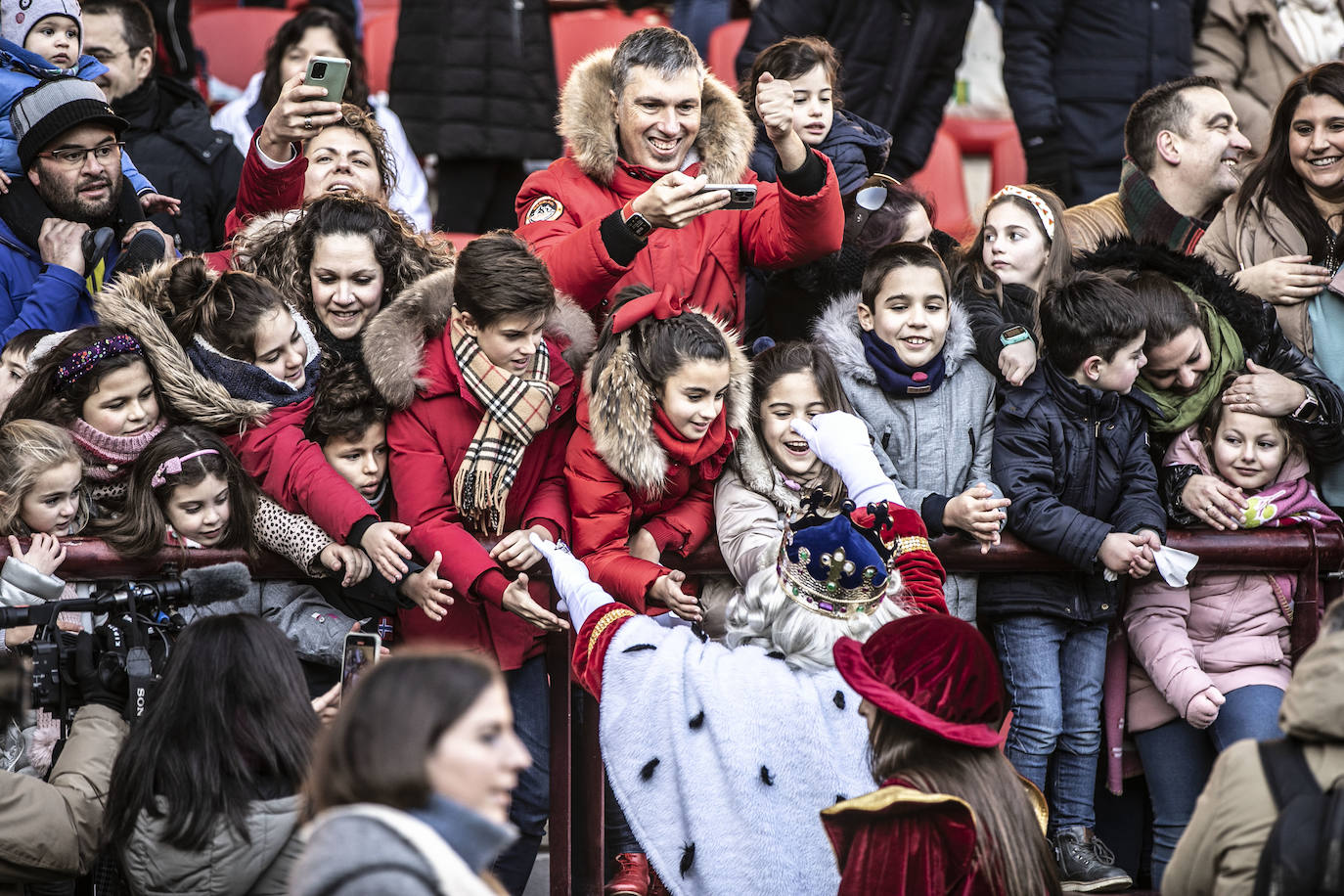 Fotos: Los Reyes Magos llegan a Logroño