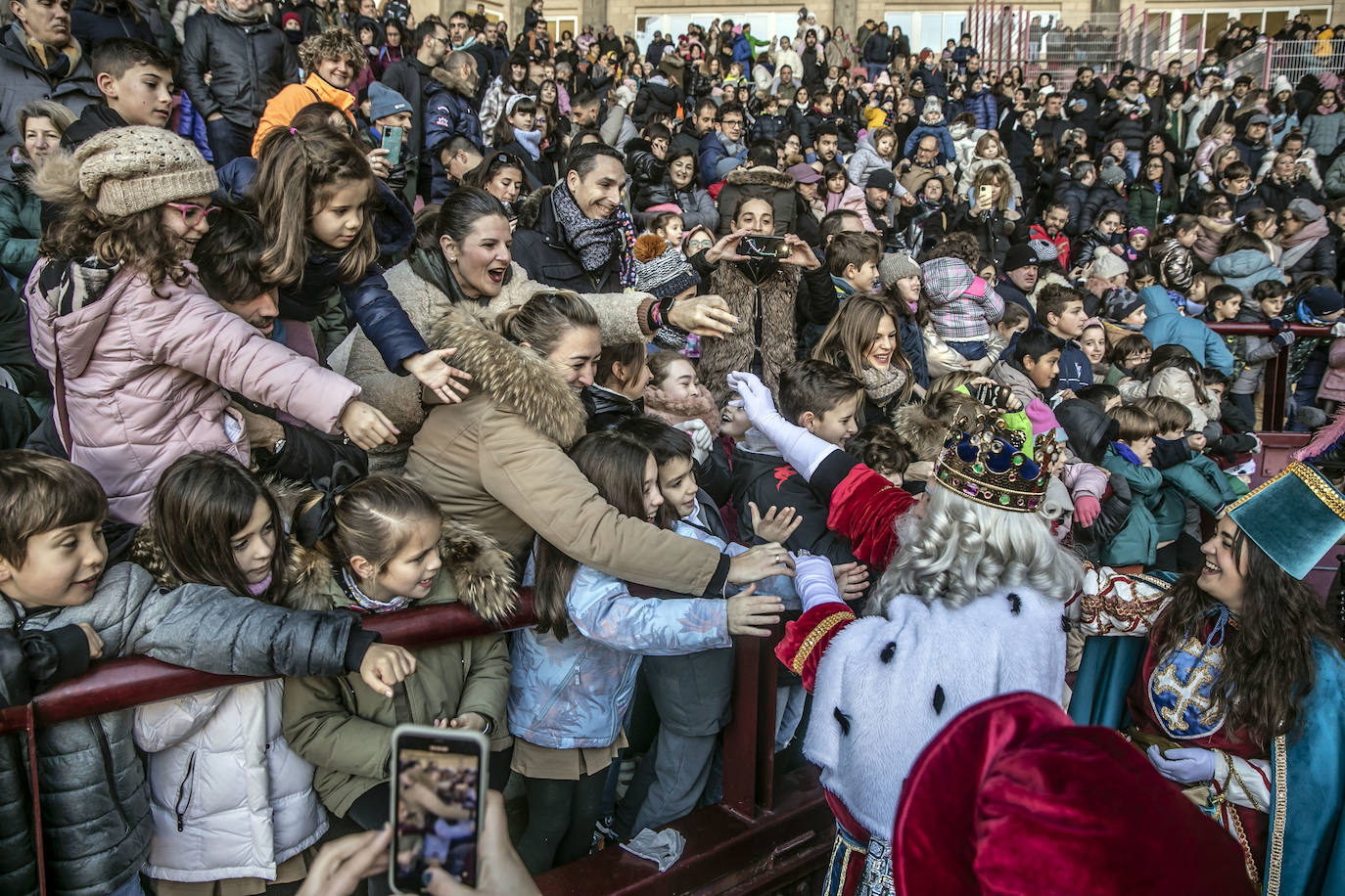 Fotos: Los Reyes Magos llegan a Logroño