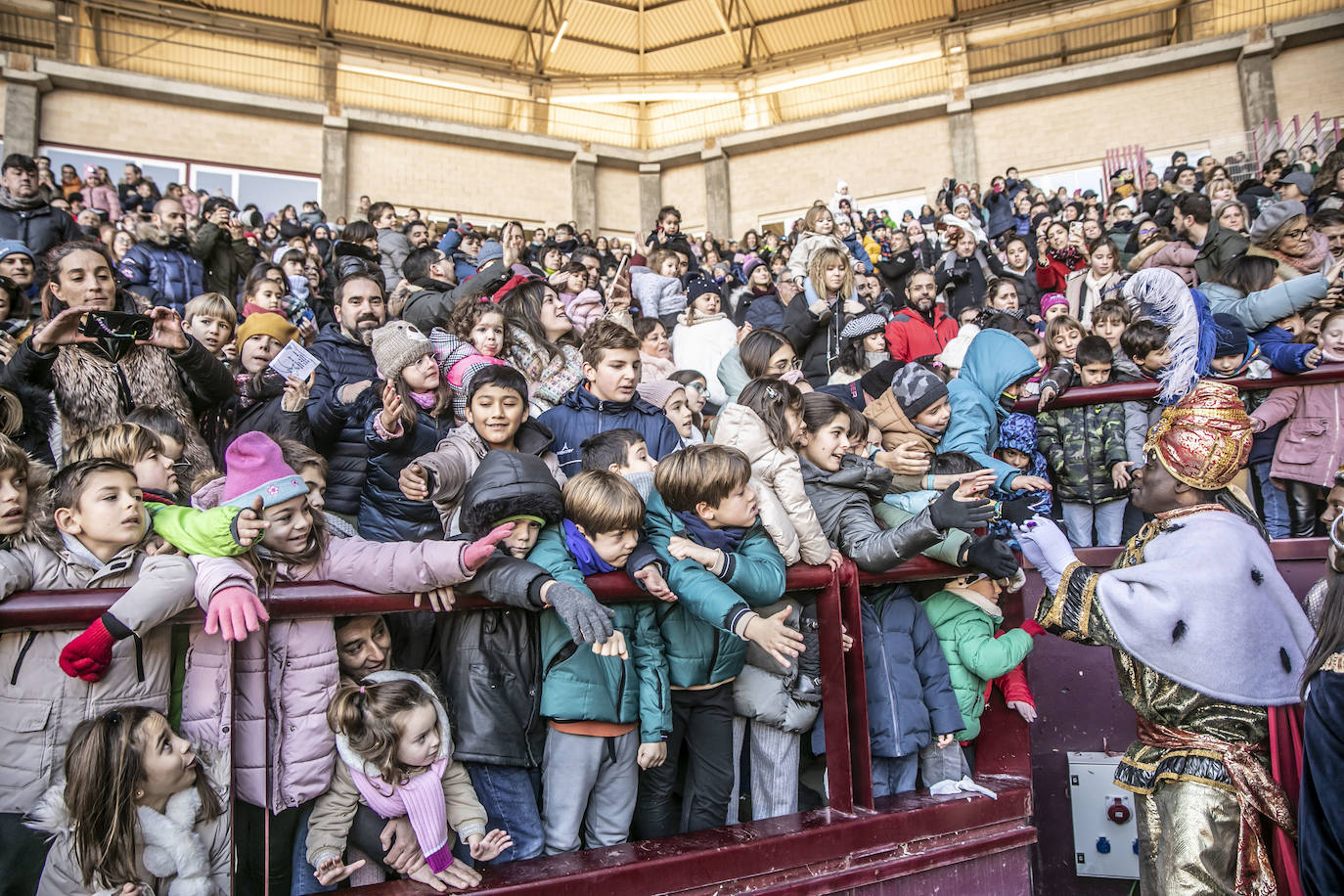 Fotos: Los Reyes Magos llegan a Logroño