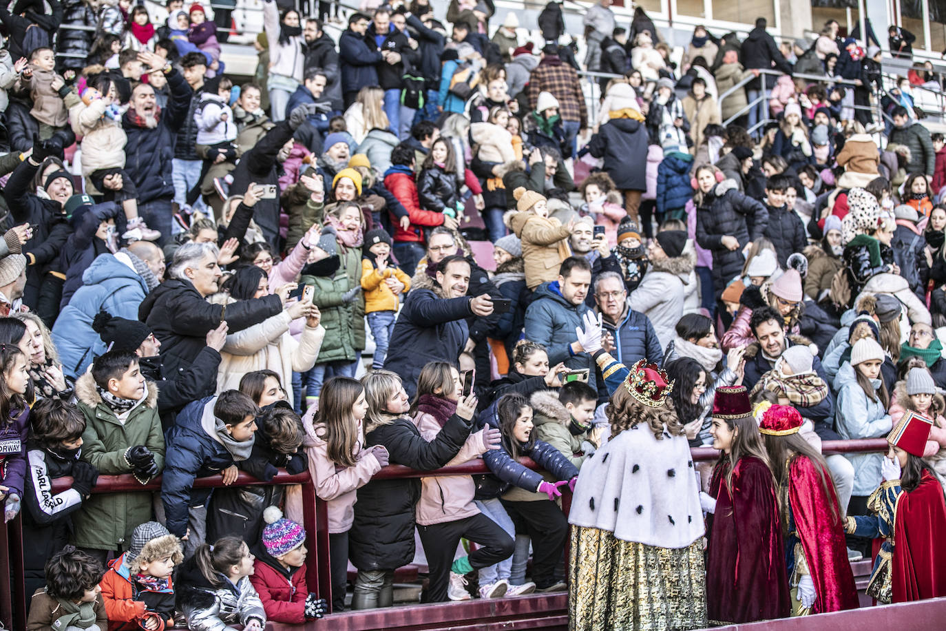 Fotos: Los Reyes Magos llegan a Logroño