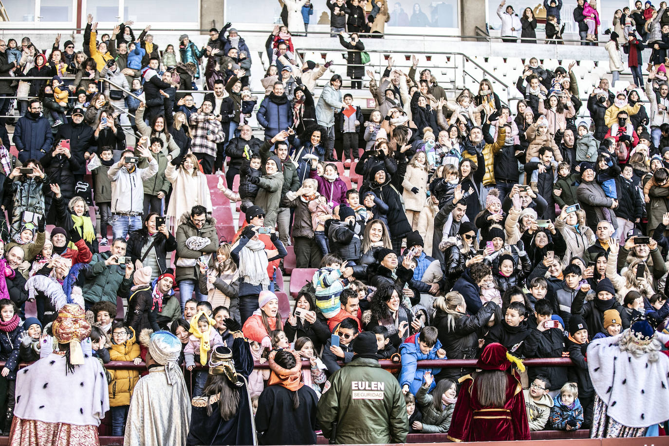 Fotos: Los Reyes Magos llegan a Logroño