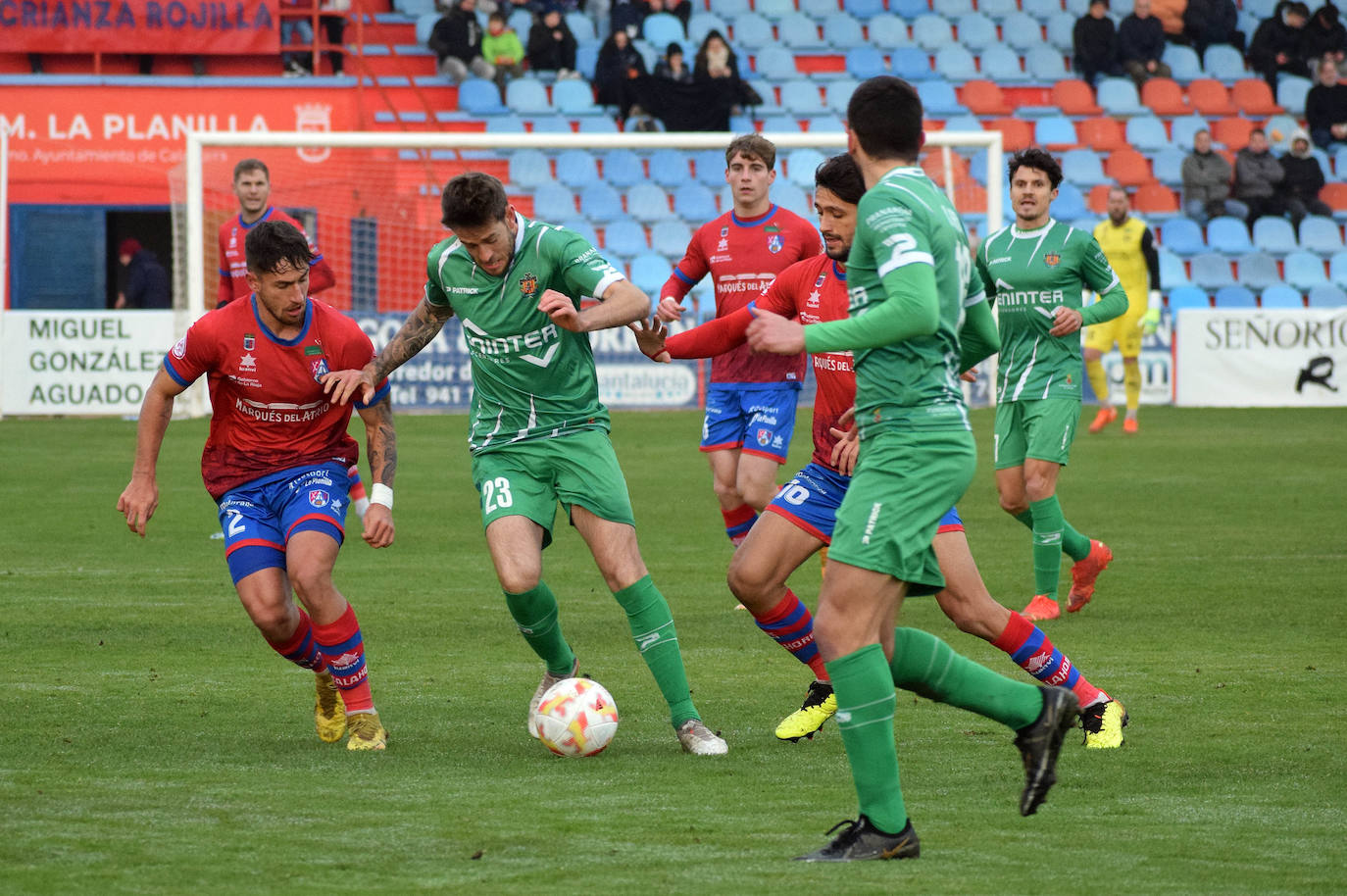 Fotos: Las imágenes del partido entre el CD Calahorra y el Cornellá