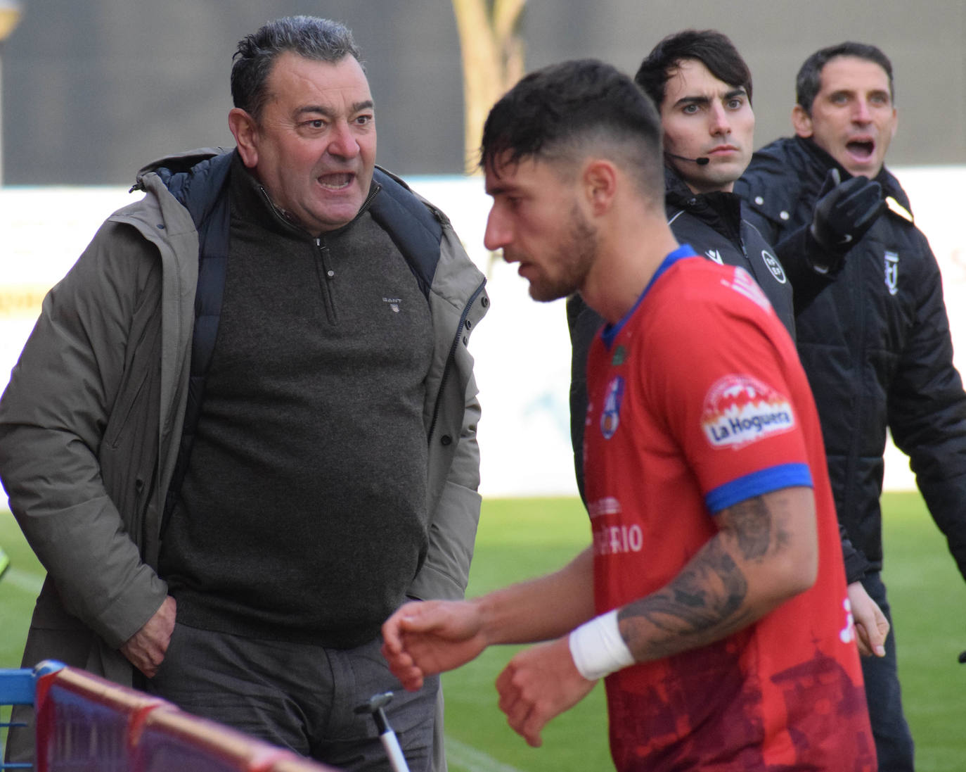 Fotos: Las imágenes del partido entre el CD Calahorra y el Cornellá