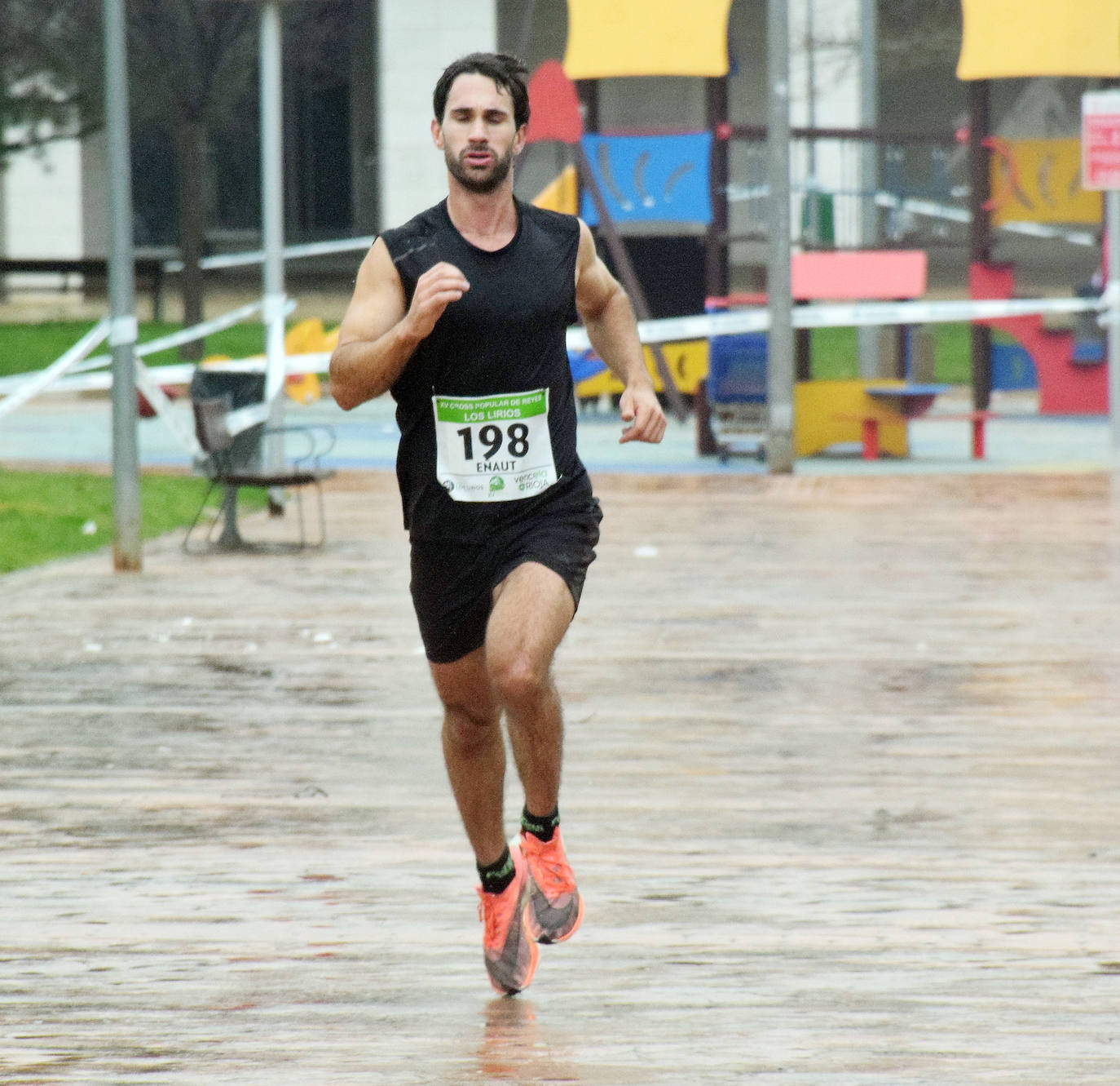 Fotos: Esther Rodríguez y Nacho García repiten en Los Lirios