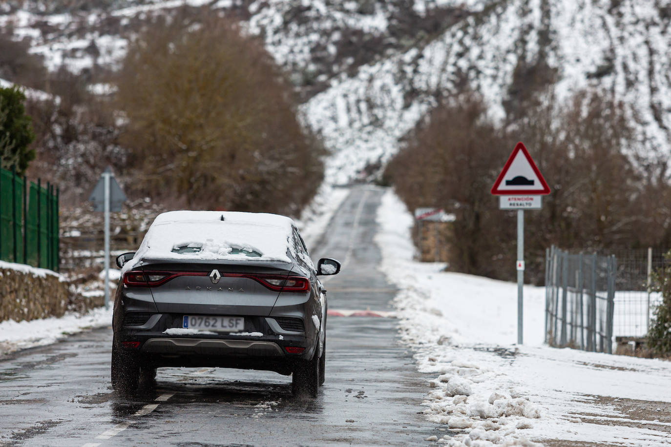 Fotos: las primeras nieves tiñen parte de La Rioja de blanco