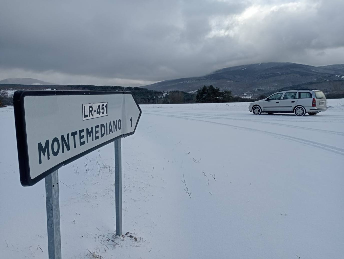 Fotos: La nieve y el hielo llegan a La Rioja