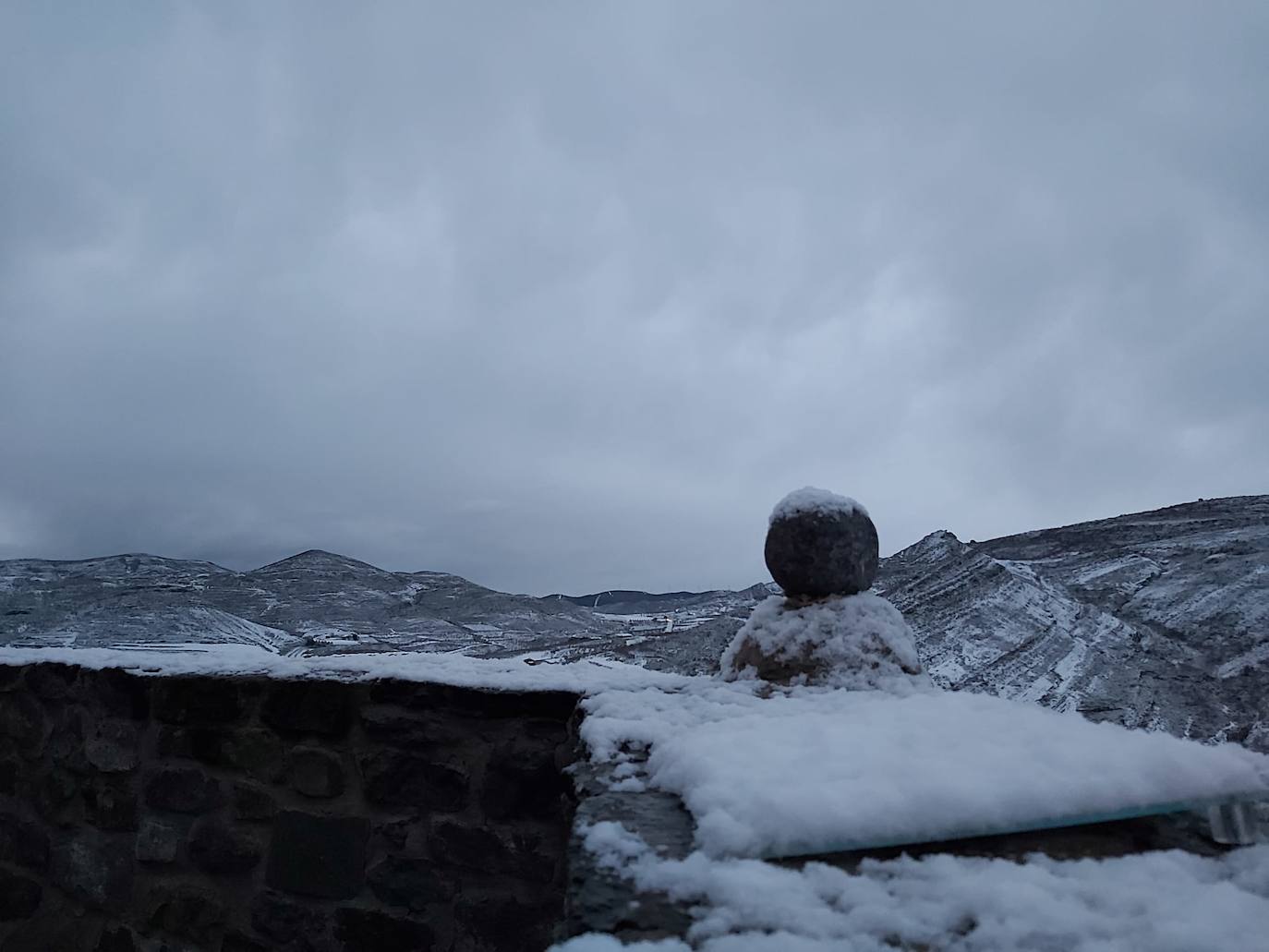 Fotos: La nieve y el hielo llegan a La Rioja