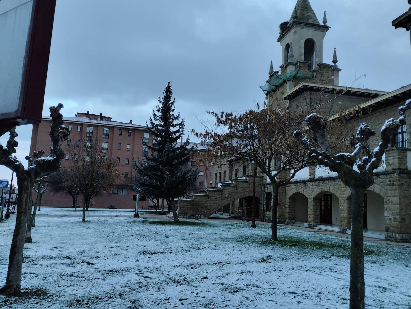 Fotos: La nieve y el hielo llegan a La Rioja