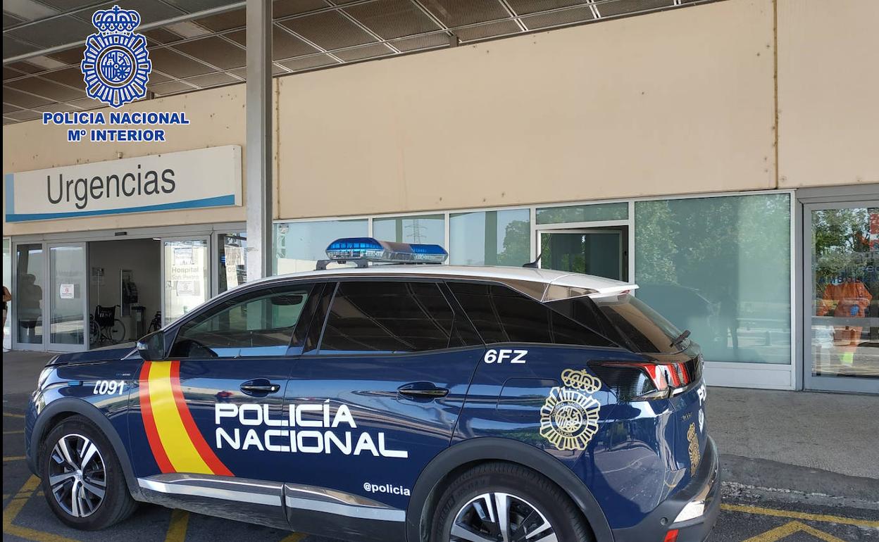Detenidos dos hombres que agredieron a un médico en el Hospital San Pedro