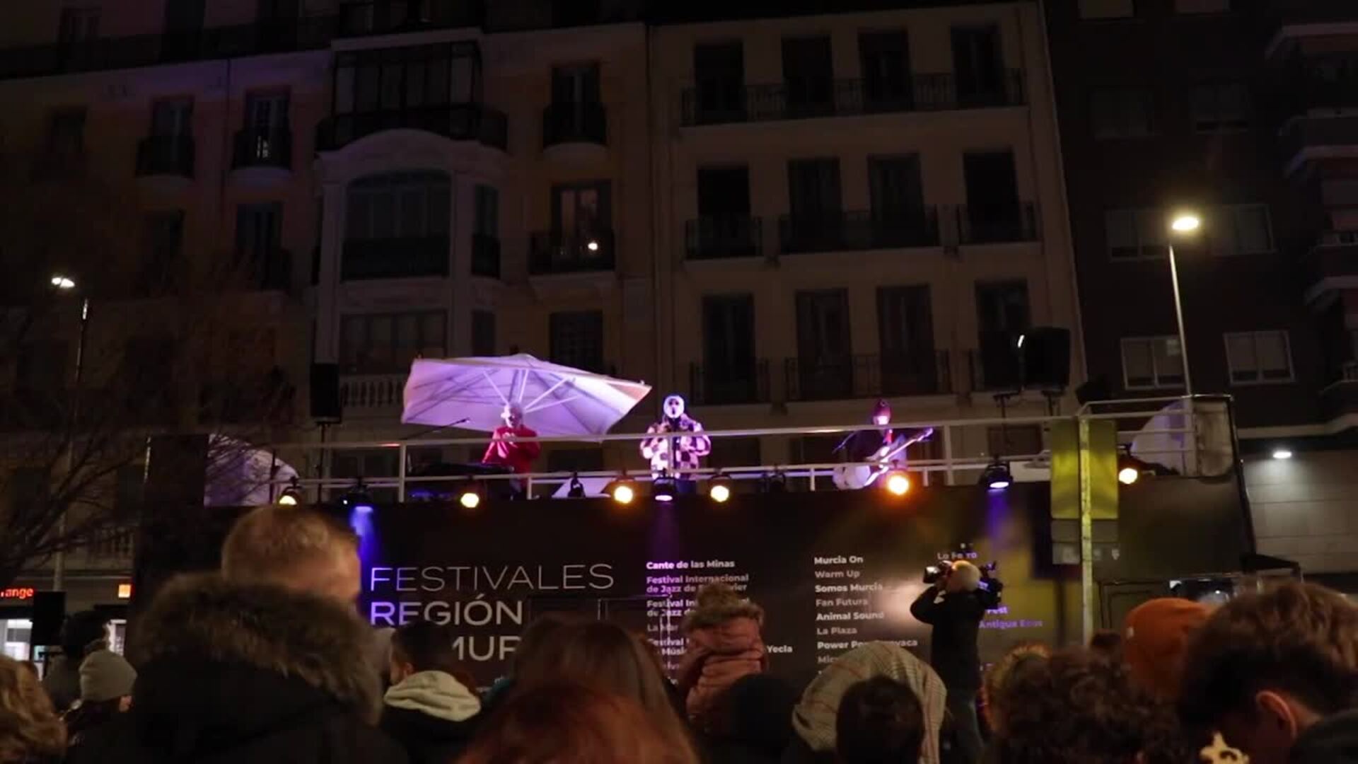 Varry Brava muestra a Madrid la "magia" de citas musicales murcianas