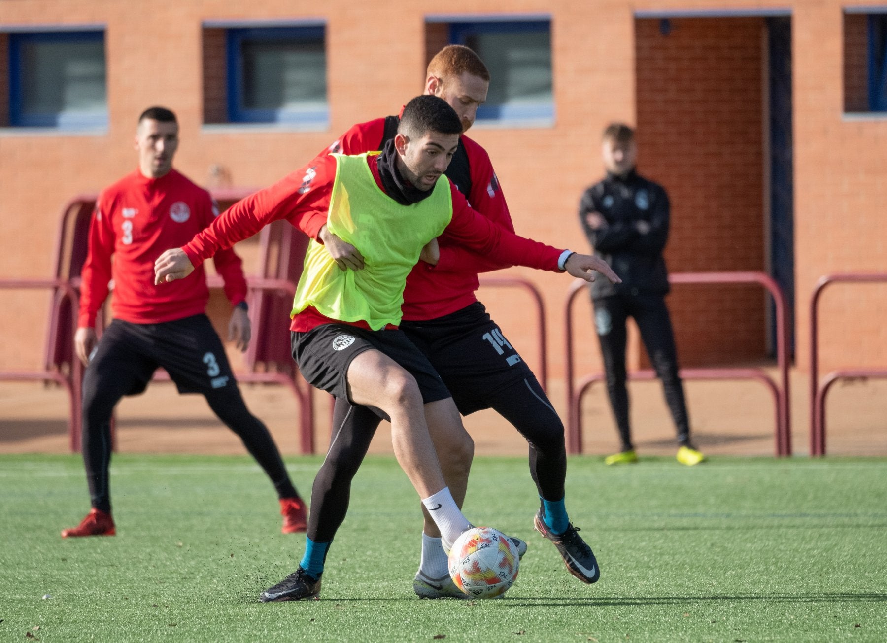 Unzueta y Monreal, en un entrenamiento de la SD Logroñés. 