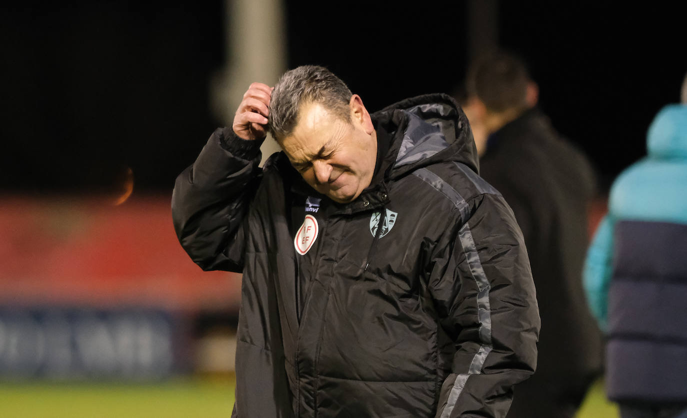 Fotos: El Calahorra cae ante el Barcelona B