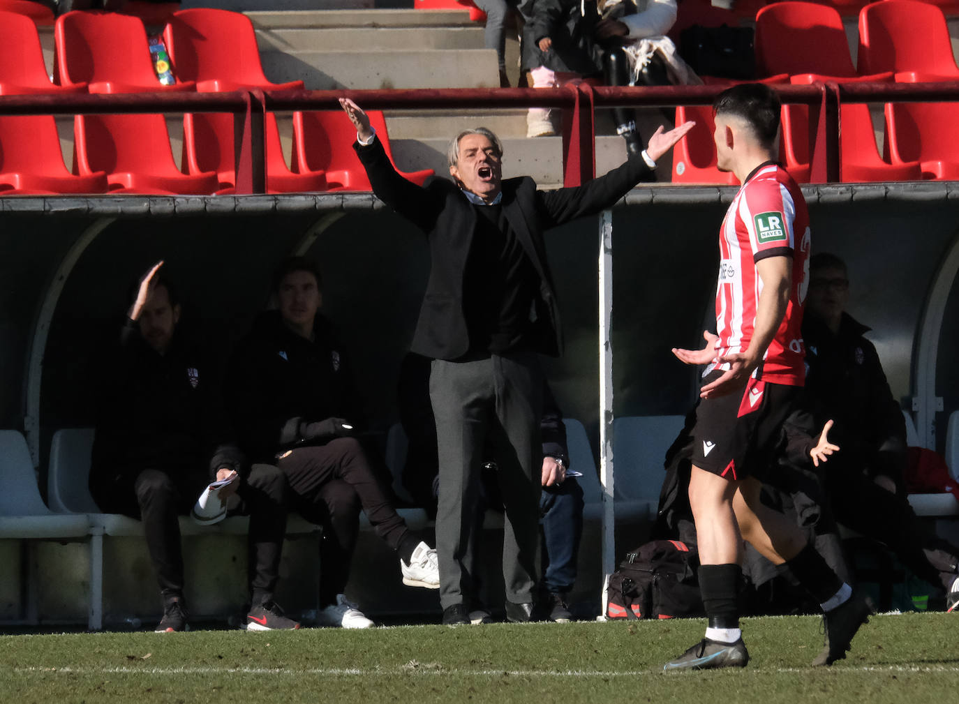 Fotos: La UD Logroñés se queda sin ganar ante el Atlético Baleares