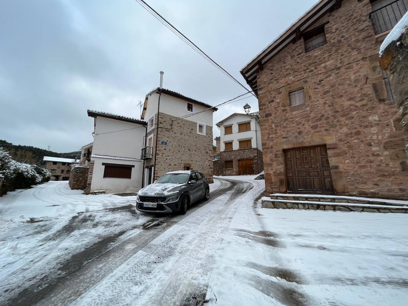 Fotos: Nieve en Ortigosa y El Rasillo