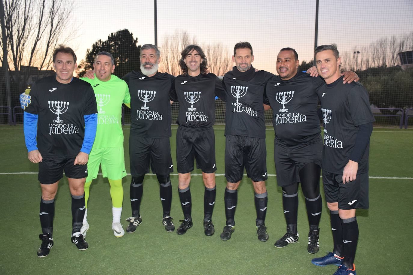 Fotos: El partido benéfico entre veteranos del Real Madrid y el Logroñés en Villamediana