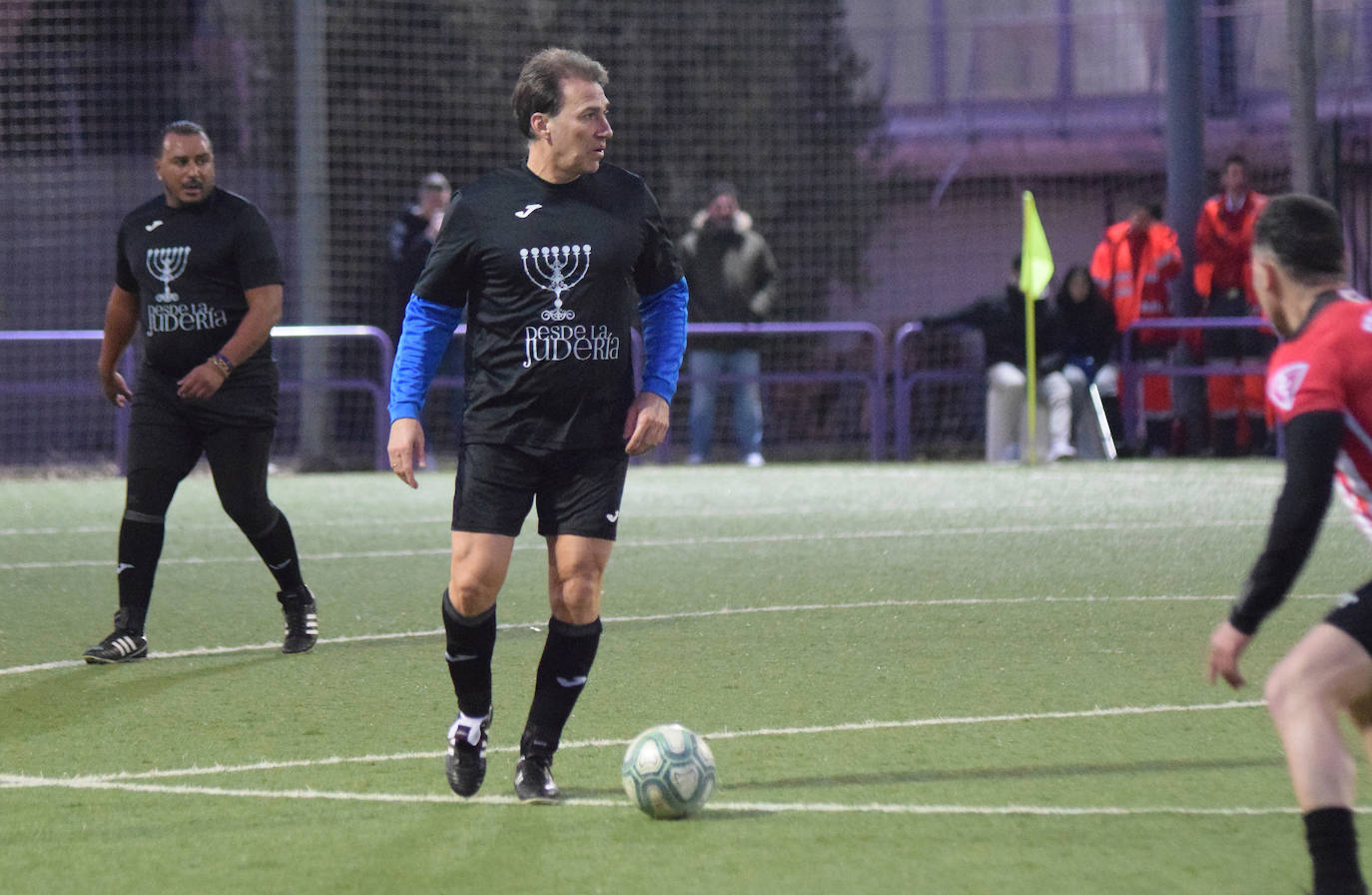 Fotos: El partido benéfico entre veteranos del Real Madrid y el Logroñés en Villamediana