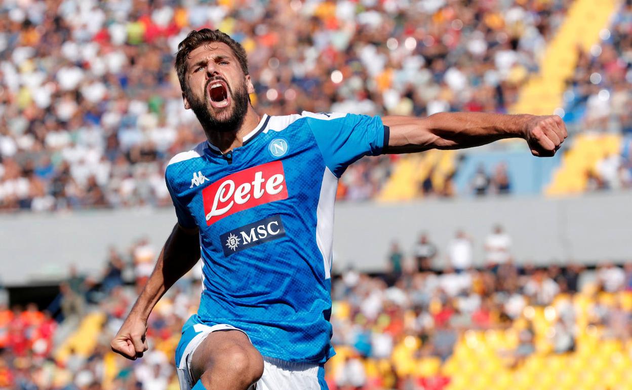 Fernando Llorente celebra un gol con el Nápoles. 