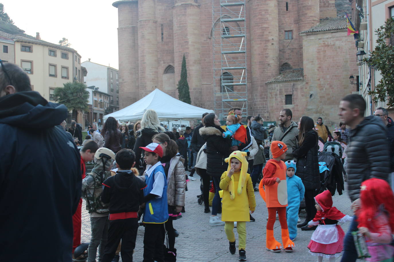 Fotos: Mayores y pequeños disfrtan en Nájera del Carnaval