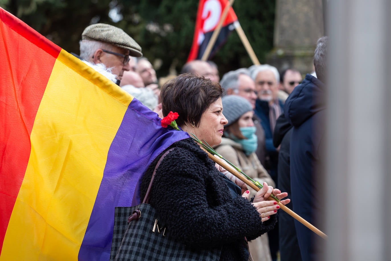 Fotos: Inauguración del memorial a los fusilados por el franquismo en Logroño