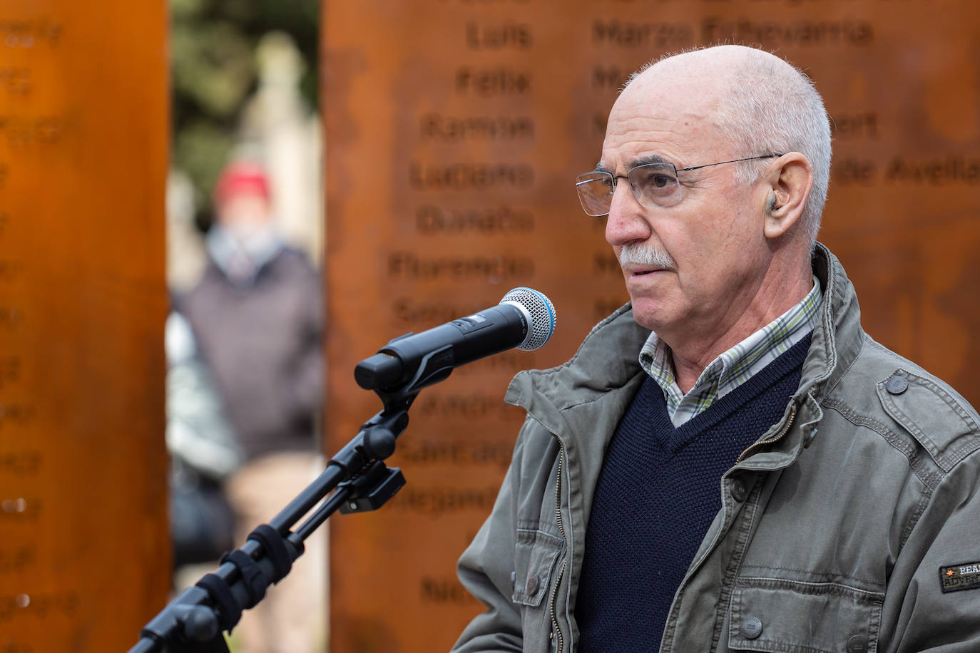 Fotos: Inauguración del memorial a los fusilados por el franquismo en Logroño