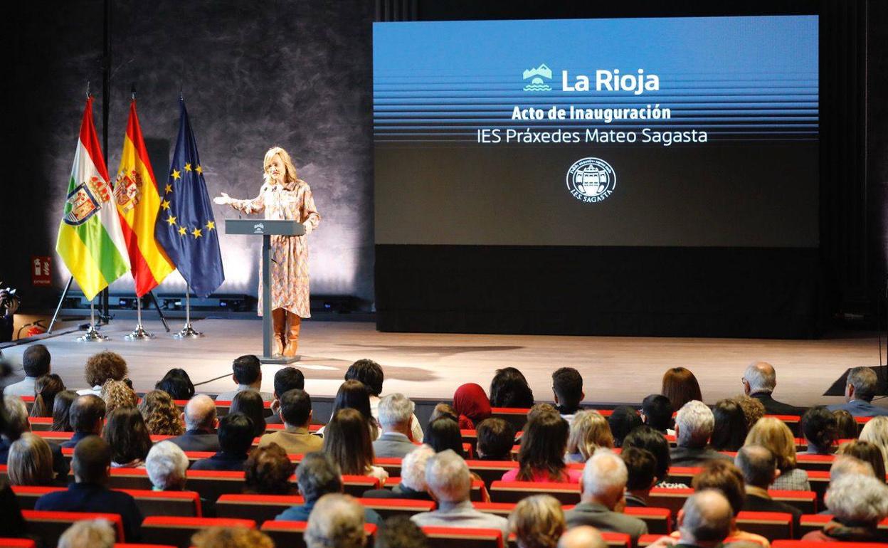 La ministra Alegría durante su intervención. 