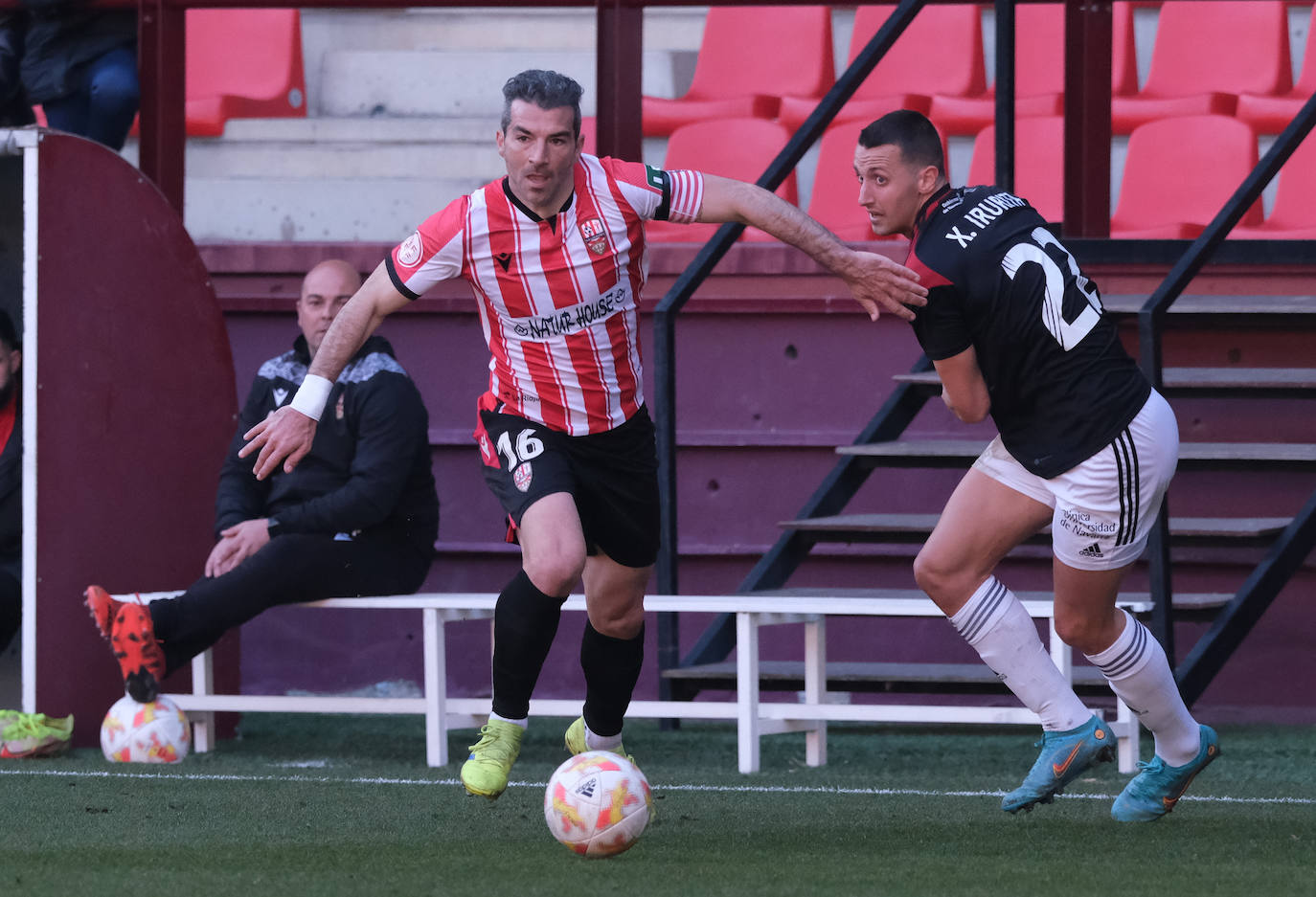 Fotos: El triunfo de la UD Logroñés frente a Osasuna hace sonreír a Las Gaunas