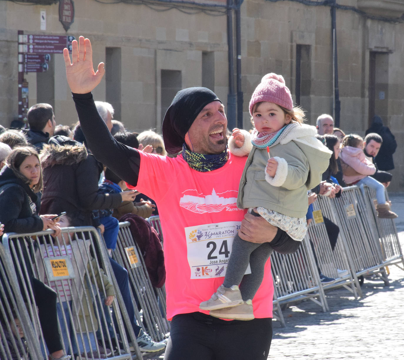 Fotos: El najerino David Martínez se impone en la Media Maratón del Camino