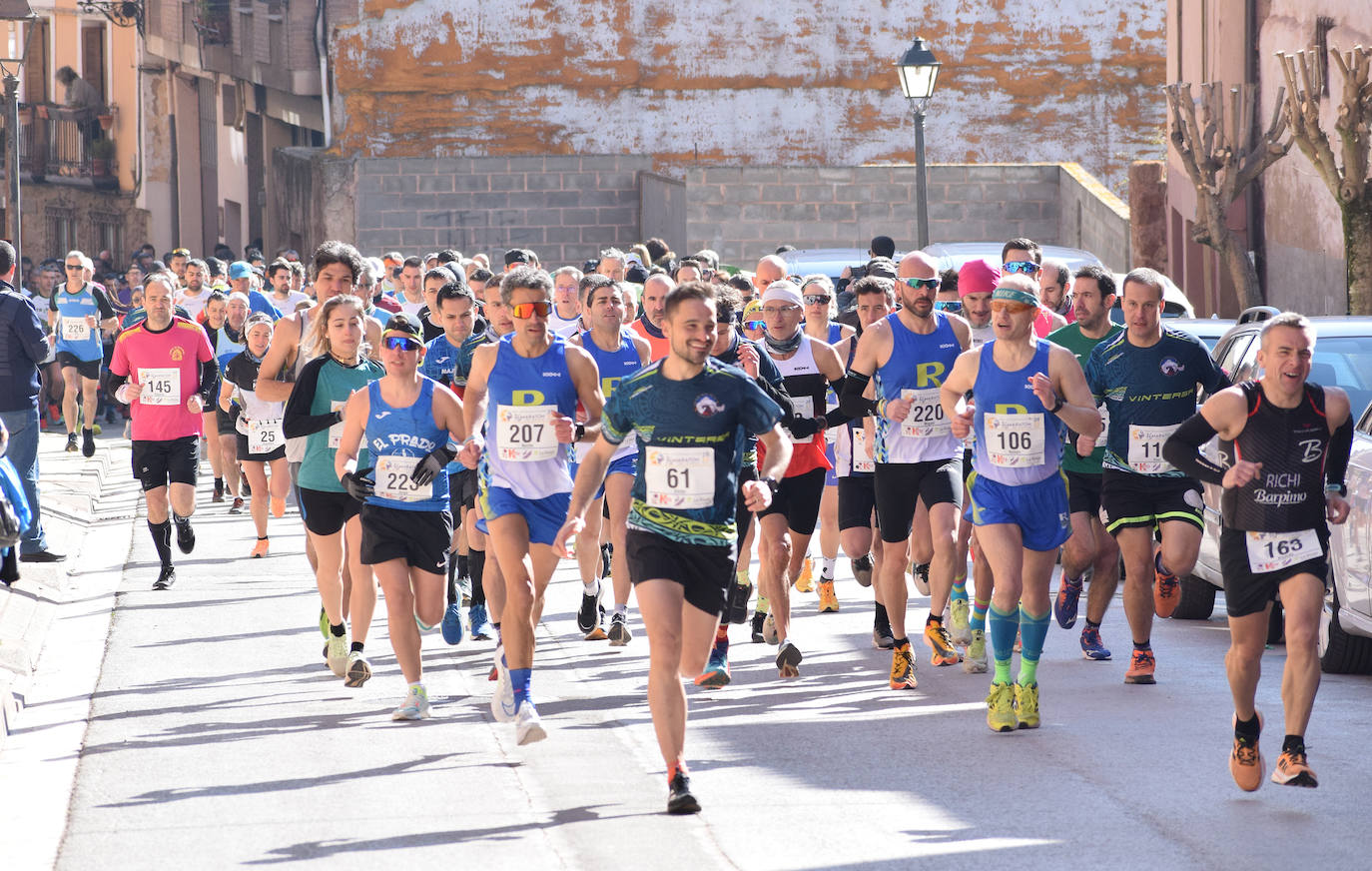 Fotos: El najerino David Martínez se impone en la Media Maratón del Camino