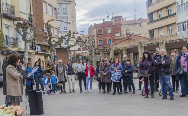 Imagen principal - Las localidades riojanas celebran el 8M con concentraciones, marchas y lectura de manifiestos