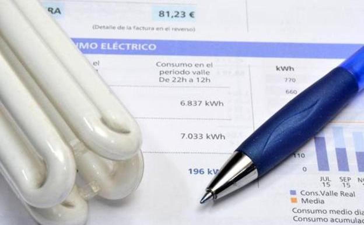 La CNMC impone nuevas medidas a las eléctricas para evitar cambios de compañía erróneos