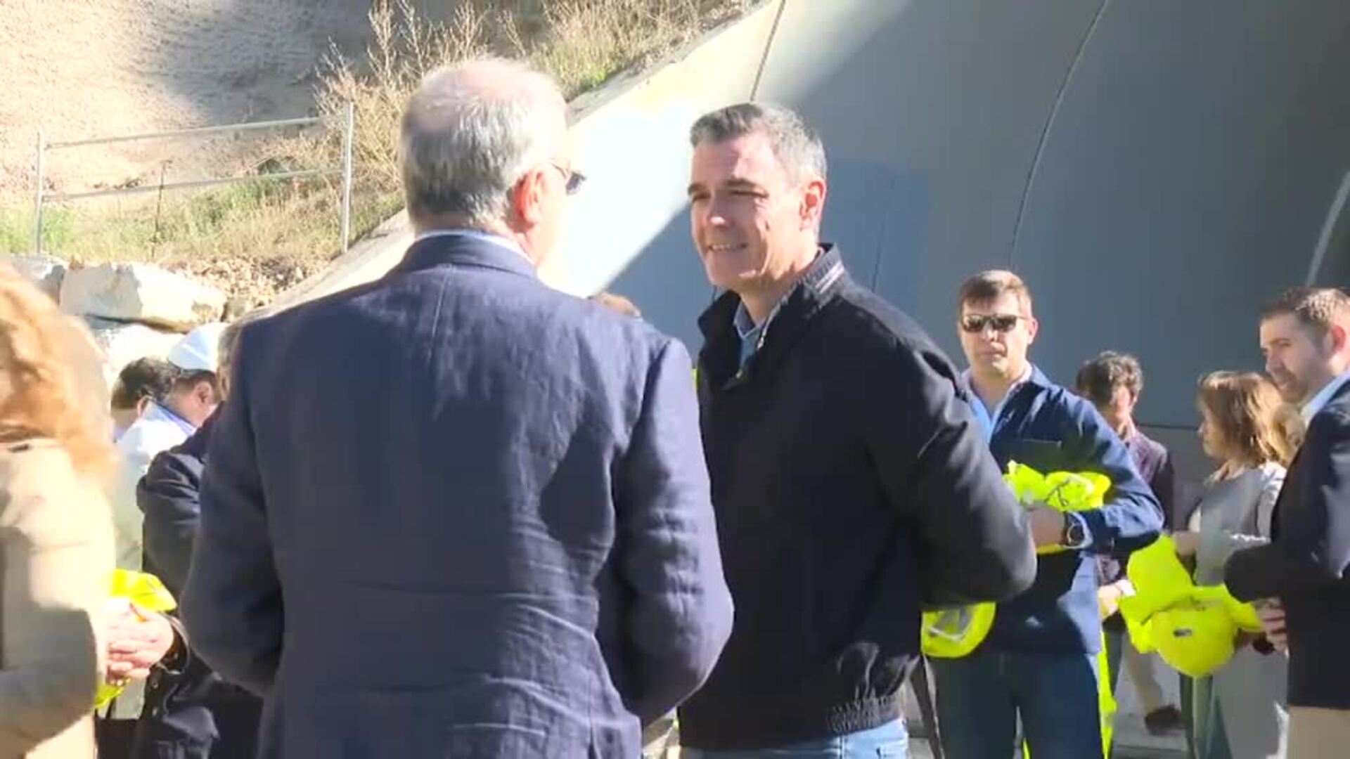 Sánchez visita las obras del túnel de la B-40 entre las localidades de Abrera y Viladecavalls