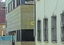 Cuartel nuevo y viejo.