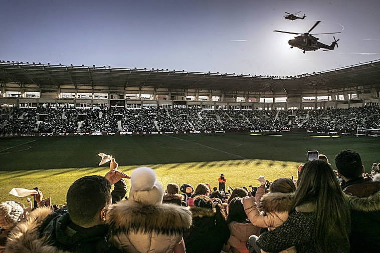 Llegada de los Magos de Oriente a Logroño en helicóptero el pasado 2023.