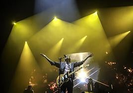 Un momento del concierto de los granadinos Lori Meyers, en la noche de este jueves en el Palacio de Deportes.