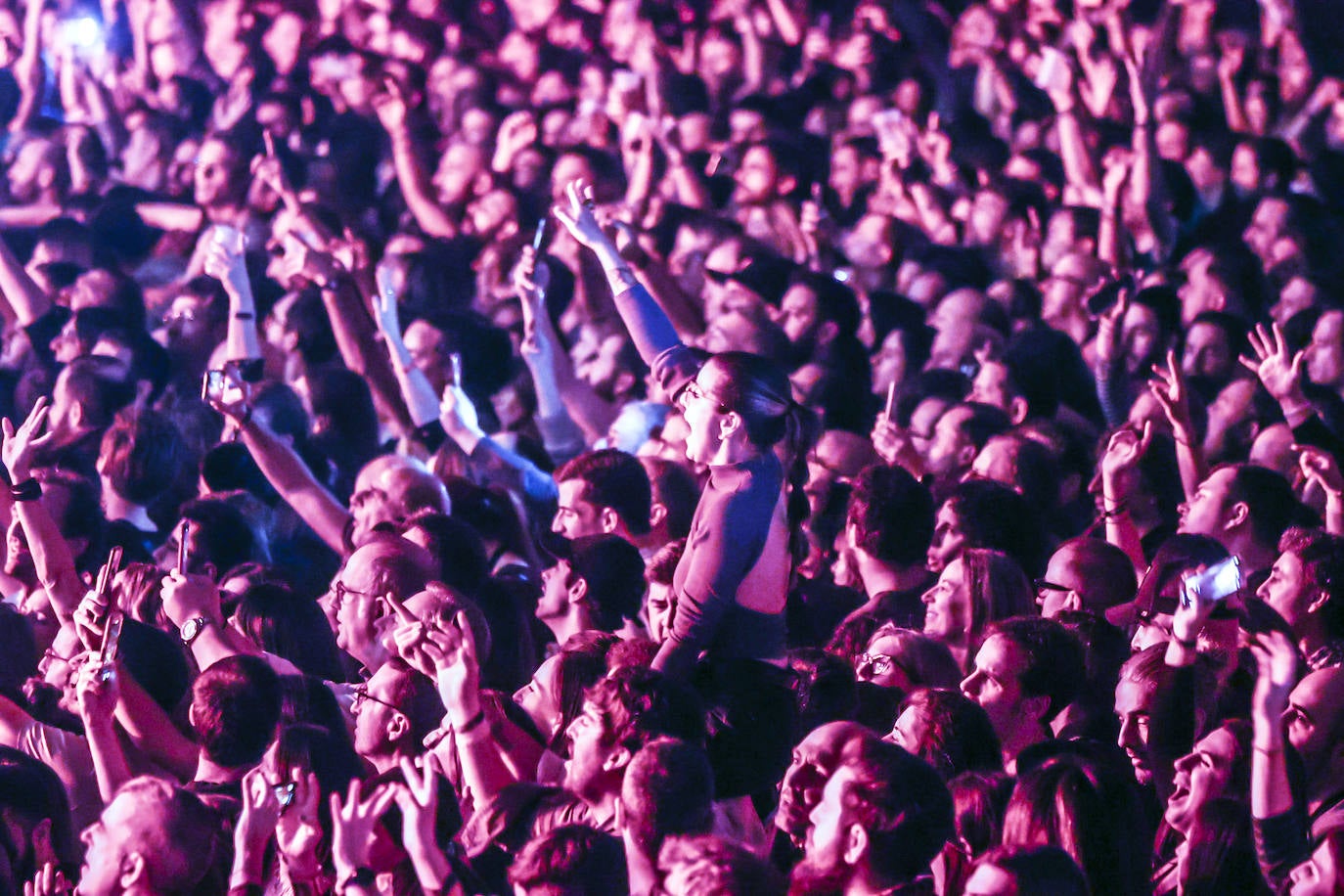 Imágenes de la cuarta noche de conciertos