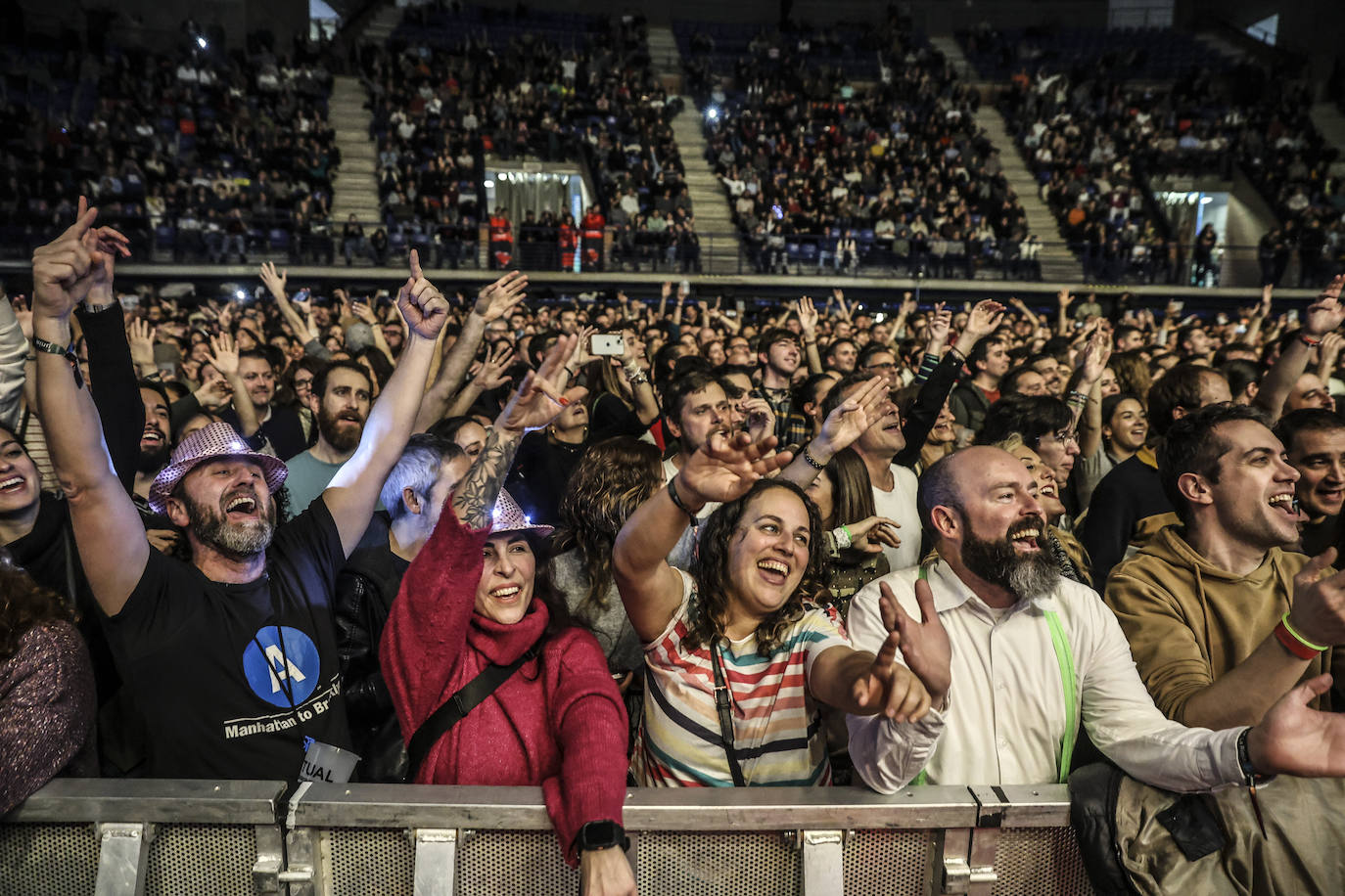 Imágenes de la cuarta noche de conciertos