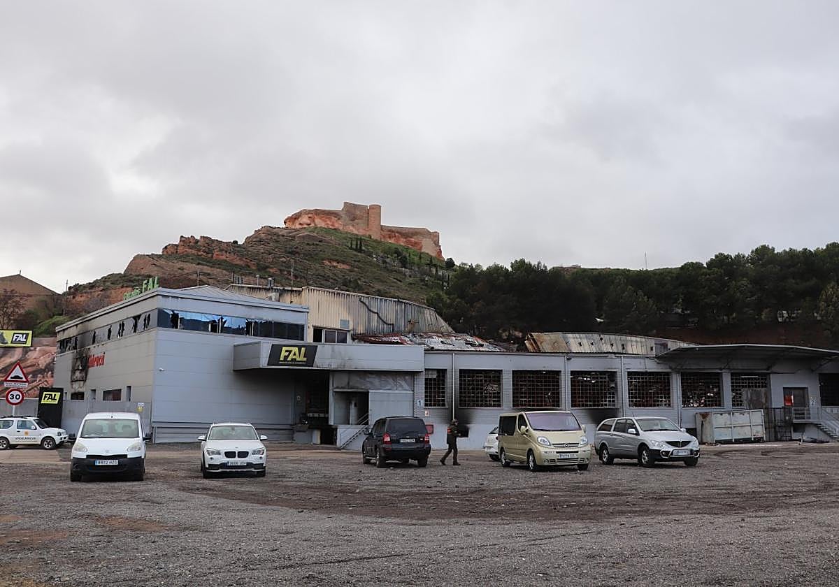 La nave principal y de oficinas de Chiruca y Fal Seguridad quedó arrasada por el incendio del 1 de diciembre.