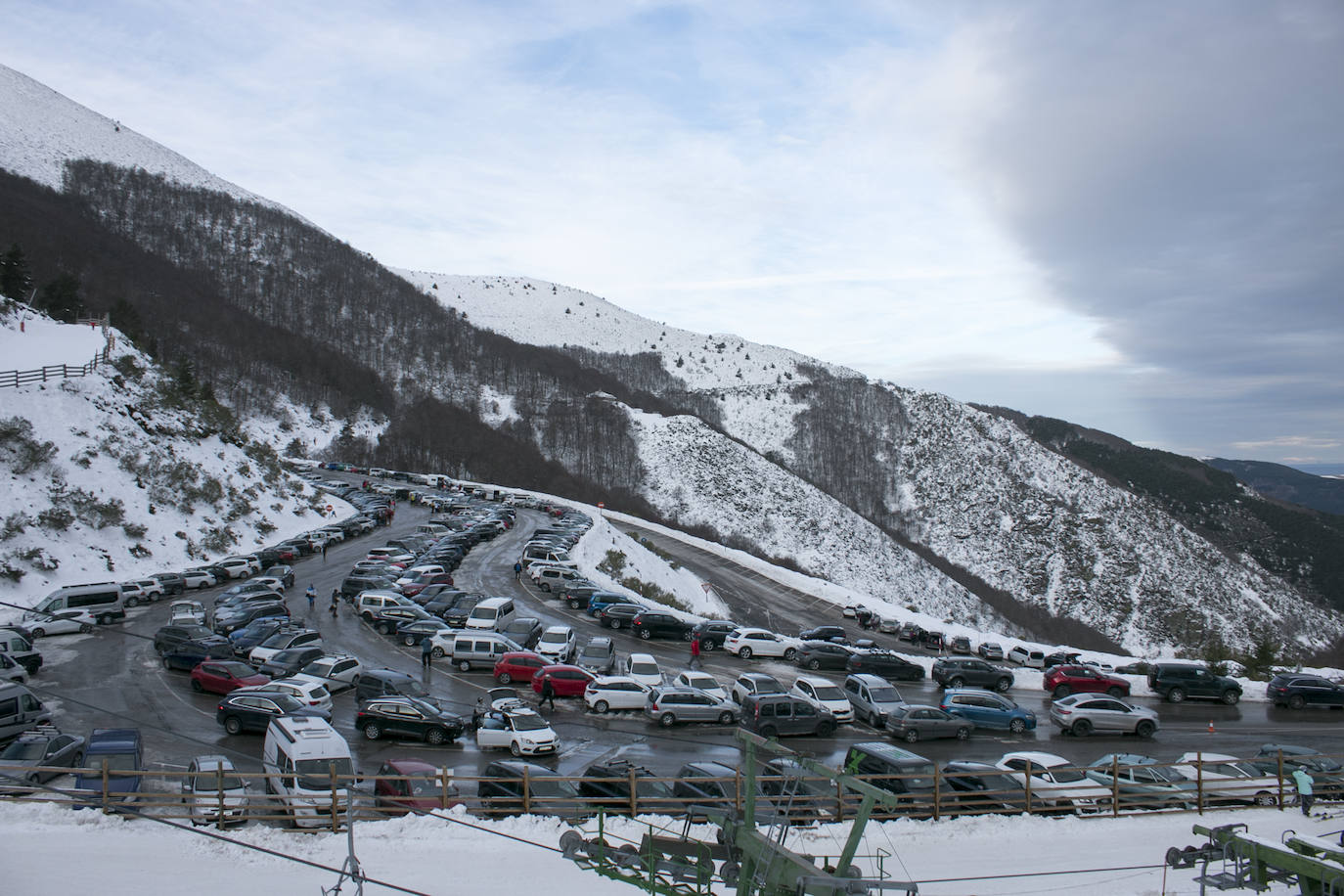 Valdezcaray se llena de esquiadores