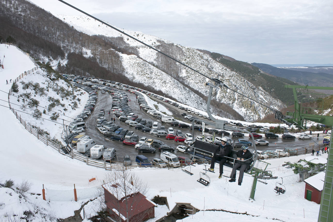 Valdezcaray se llena de esquiadores