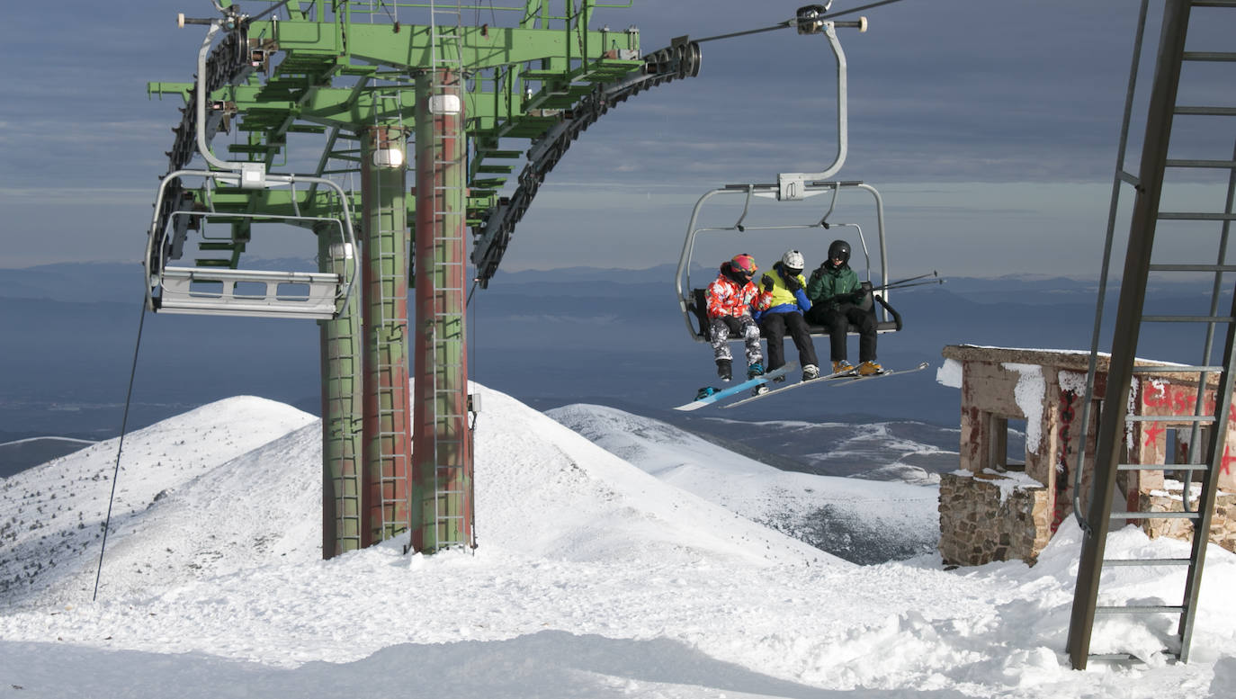 Valdezcaray se llena de esquiadores