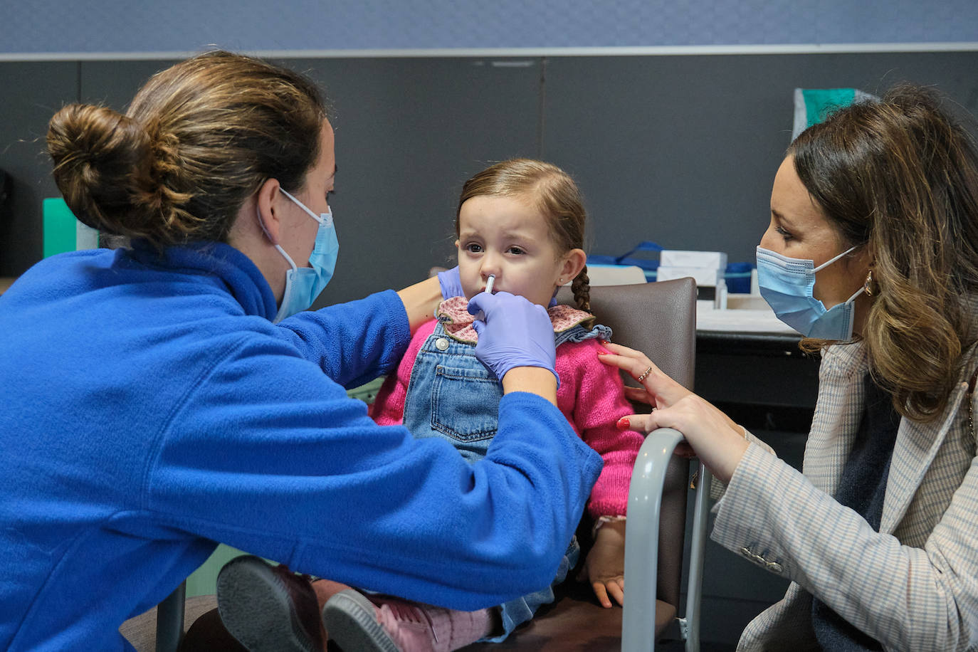 Vacunación contra la gripe a niños en el CIBIR